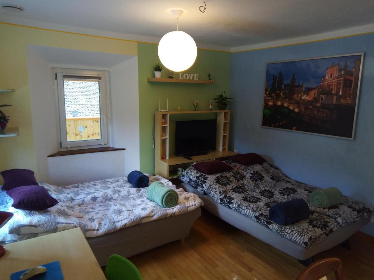 Tomas Old House - River Apartments Visoko  ภายนอก รูปภาพ